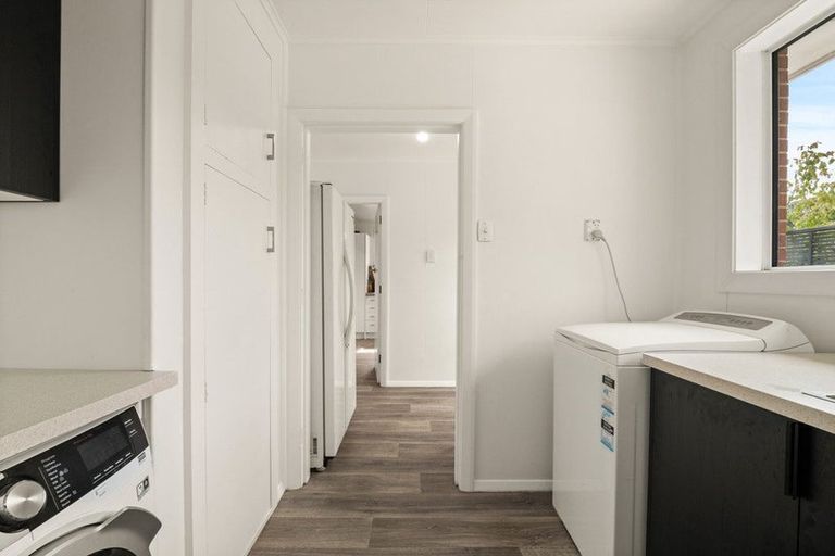 Photo of property in 43 Mure Street, Mosgiel, 9024