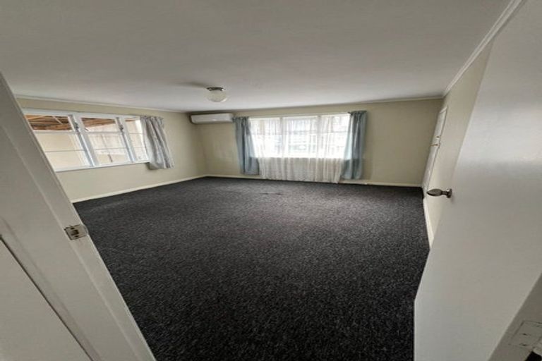 Photo of property in 22a Nogat Avenue, Papatoetoe, Auckland, 2024