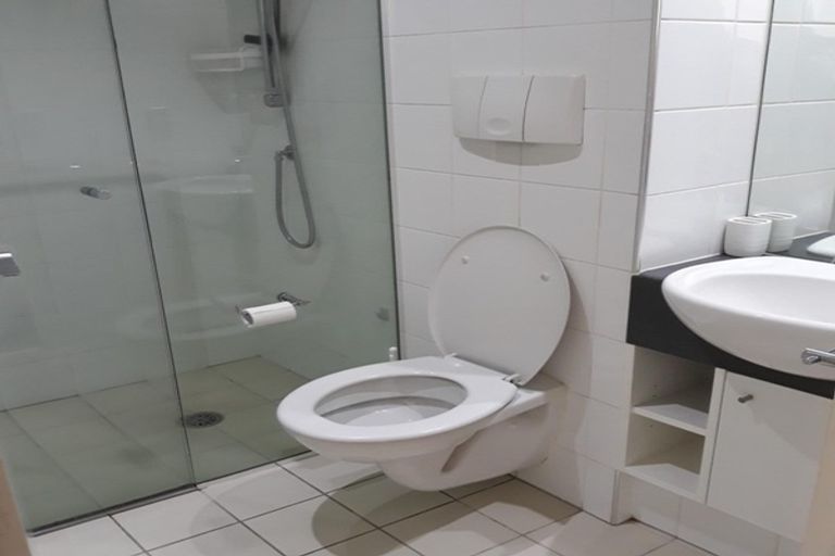 Photo of property in Sanctum Apartment, 10 Ebor Street, Te Aro, Wellington, 6011