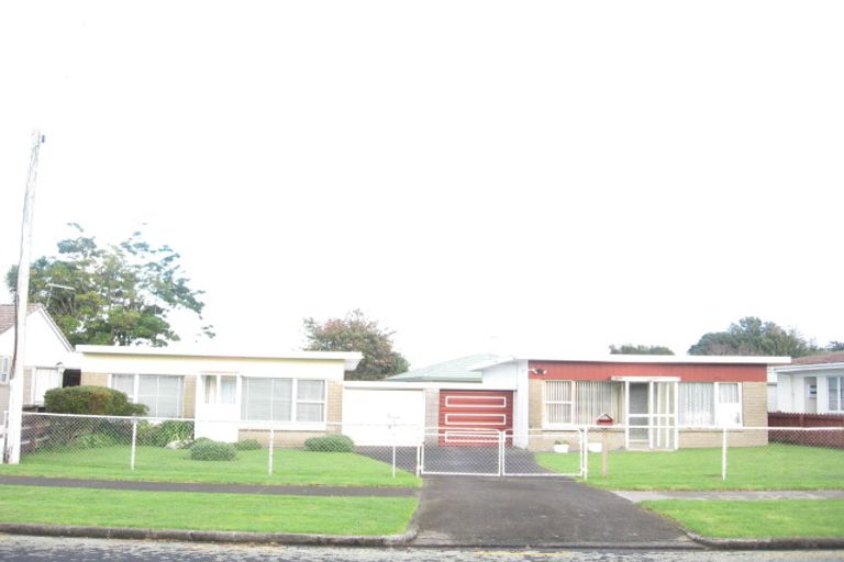 Photo of property in 1/4 Gibbs Road, Manurewa, Auckland, 2102