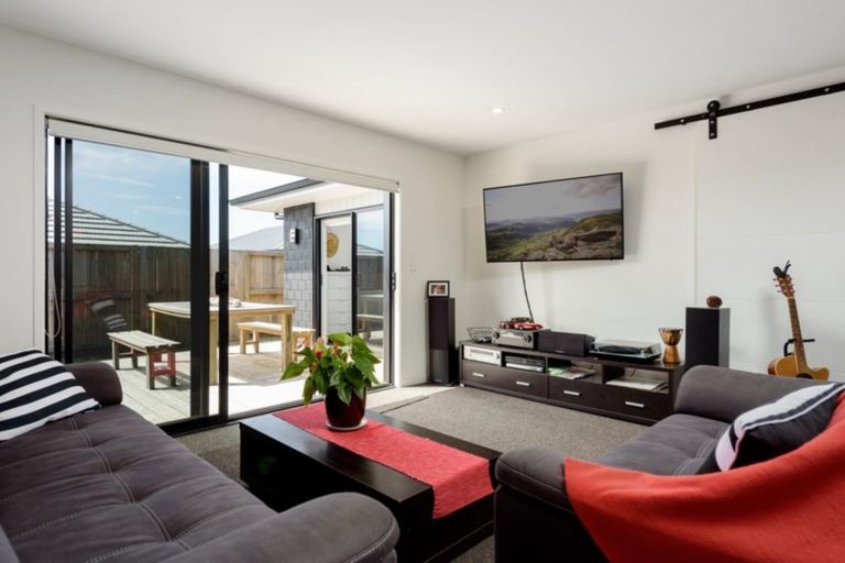 Photo of property in 15 Sabre Street, Papamoa Beach, Papamoa, 3118