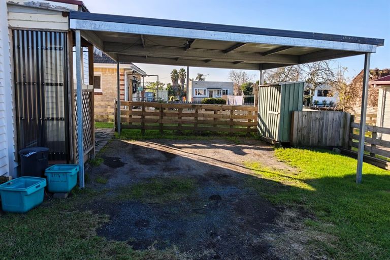 Photo of property in 204 Hakanoa Street, Huntly, 3700
