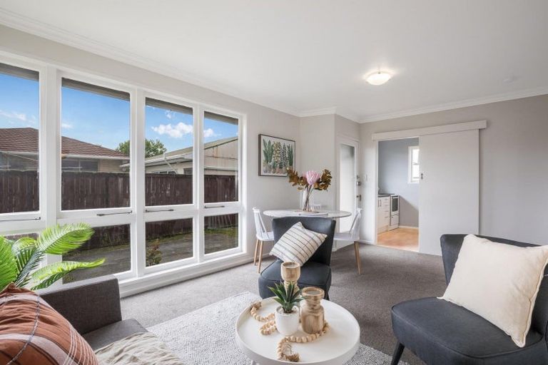 Photo of property in 3/63a Pine Avenue, Ebdentown, Upper Hutt, 5018