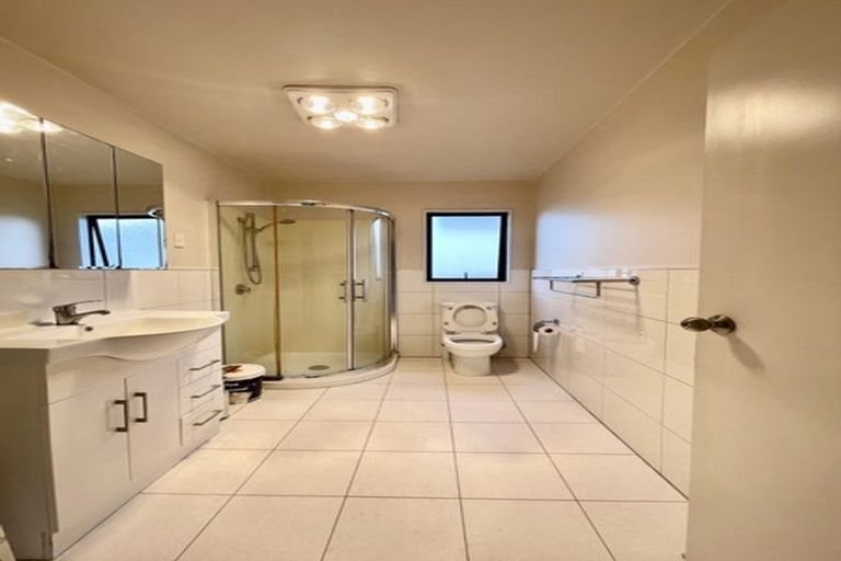 Photo of property in 30 Killybegs Drive, Pinehill, Auckland, 0632