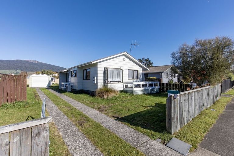Photo of property in 23 Noni Street, Turangi, 3334