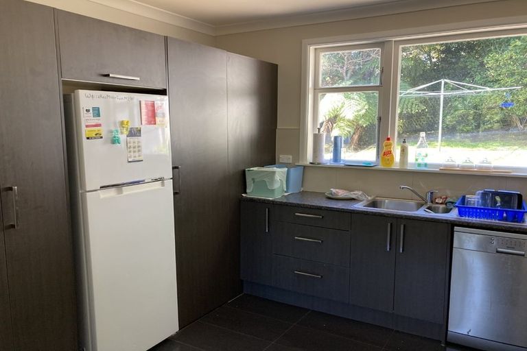 Photo of property in 311a Karori Road, Karori, Wellington, 6012