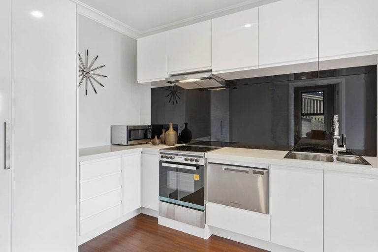 Photo of property in 7 Boutique Way, Orewa, 0931