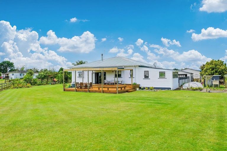 Photo of property in 348 Kawerau Road, Putauaki, Whakatane, 3192