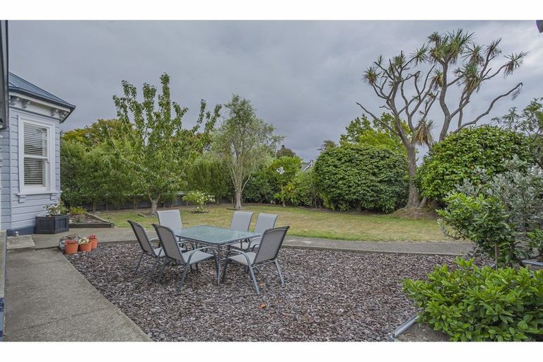 Photo of property in 182 North Street, West End, Timaru, 7910