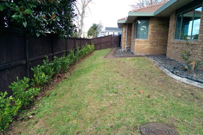 Photo of property in 4 Stanford Street, Albany, Auckland, 0632