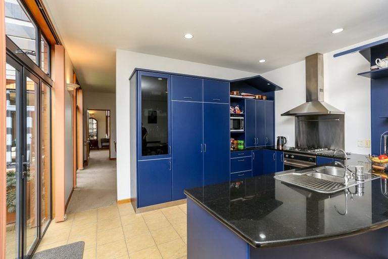 Photo of property in 96g Branch Road, Highlands Park, New Plymouth, 4312