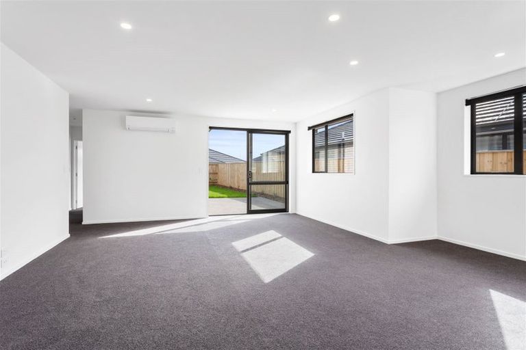 Photo of property in 8 Jasmine Street, Woodend, 7610