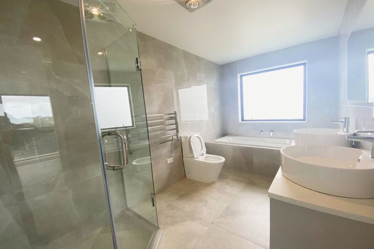 Photo of property in 73 Michael Bosher Way, Flat Bush, Auckland, 2019