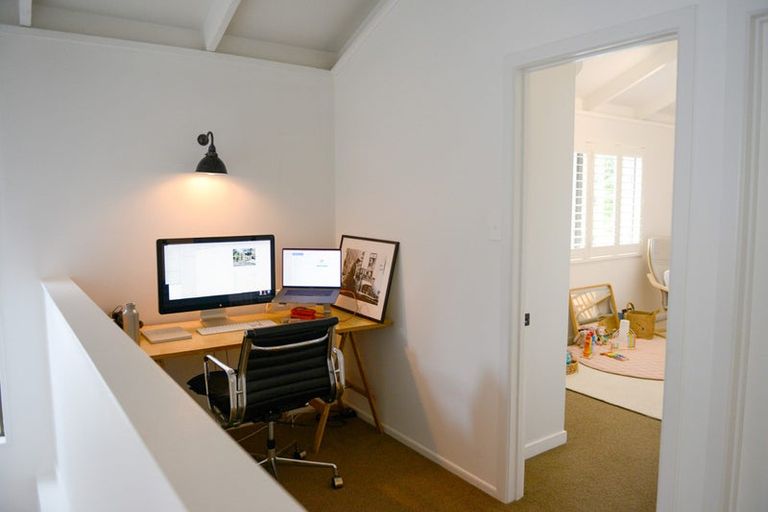 Photo of property in 755 West Coast Road, Oratia, Auckland, 0604