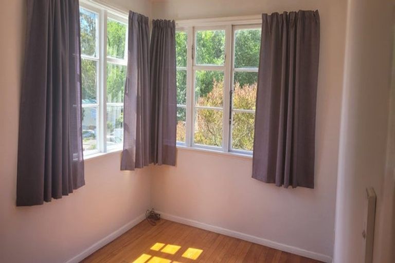 Photo of property in 54 Mungavin Avenue, Ranui, Porirua, 5024