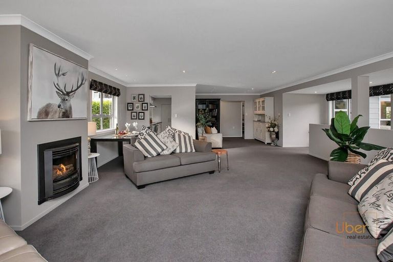 Photo of property in 208 Hurndall Street West, Maungaturoto, 0520