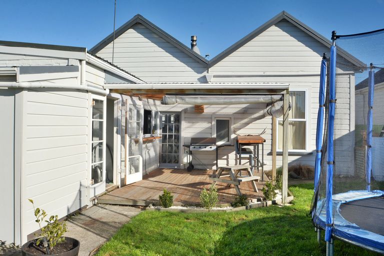 Photo of property in 43 Plunket Street, Saint Kilda, Dunedin, 9012