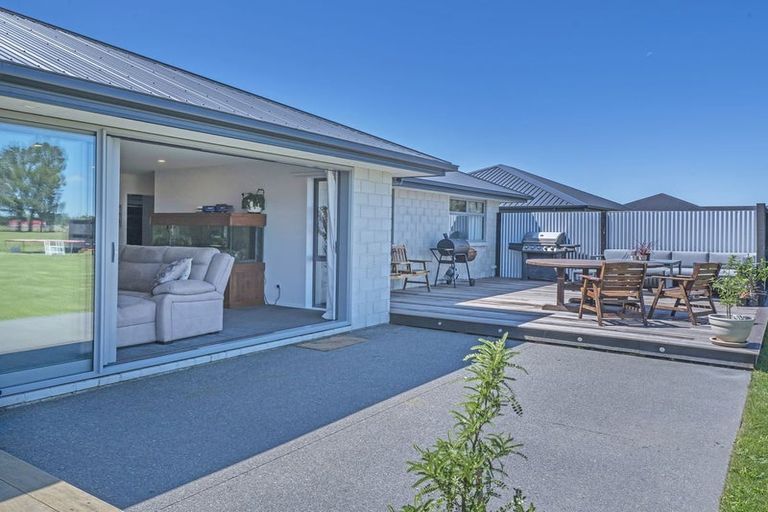 Photo of property in 13 Huntaway Lane, Dunsandel, 7682