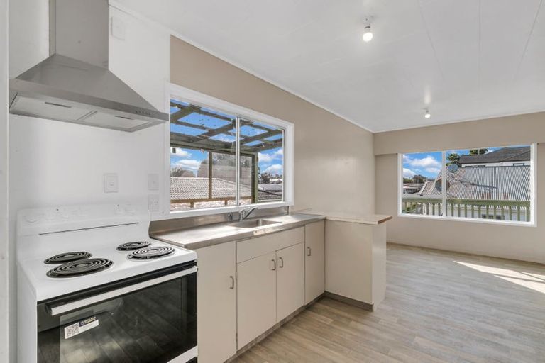 Photo of property in 36a Rowandale Avenue, Manurewa, Auckland, 2102