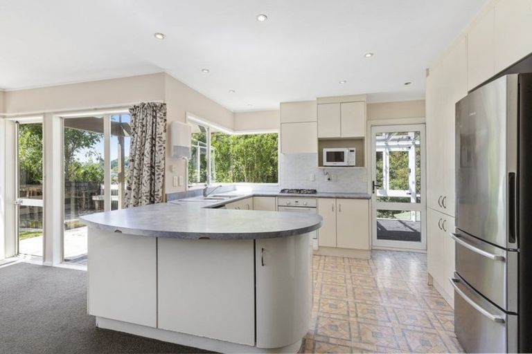 Photo of property in 33 Longitude Place, Whitby, Porirua, 5024