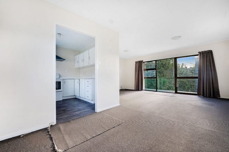 Photo of property in 1/41 Glencoe Road, Browns Bay, Auckland, 0630