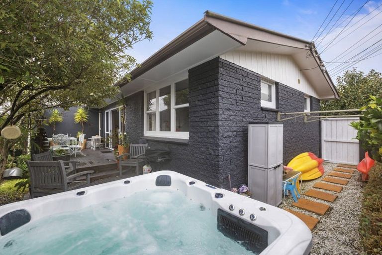 Photo of property in 1/86 Pillans Road, Otumoetai, Tauranga, 3110