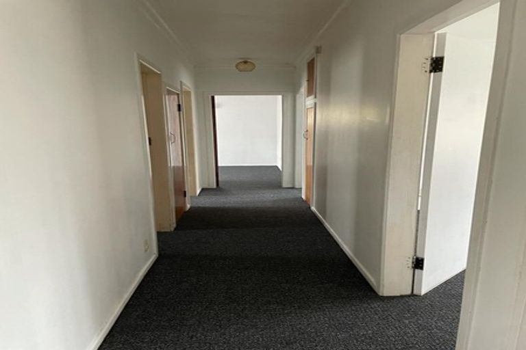 Photo of property in 1/12 Huia Road, Papatoetoe, Auckland, 2025