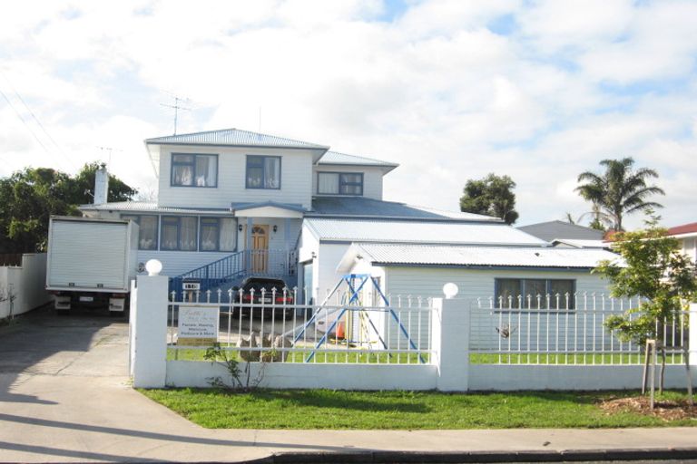 Photo of property in 118 Beaumonts Way, Manurewa, Auckland, 2102