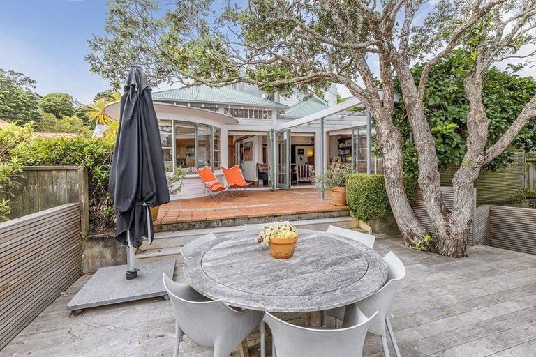 Photo of property in 66 Upland Road, Kelburn, Wellington, 6012