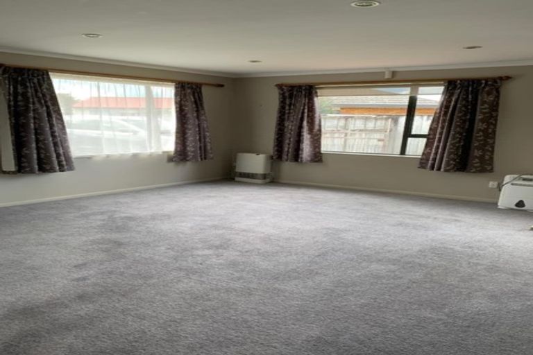 Photo of property in 15 Rogers Place, Fairview Downs, Hamilton, 3214