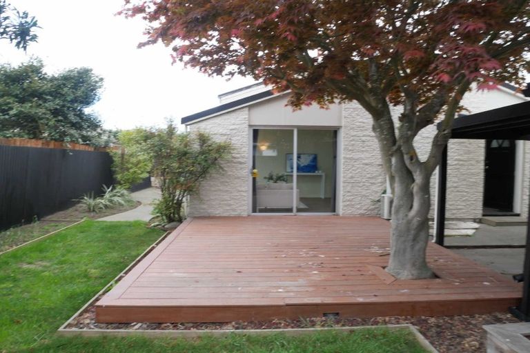 Photo of property in 1/30b Nortons Road, Avonhead, Christchurch, 8042