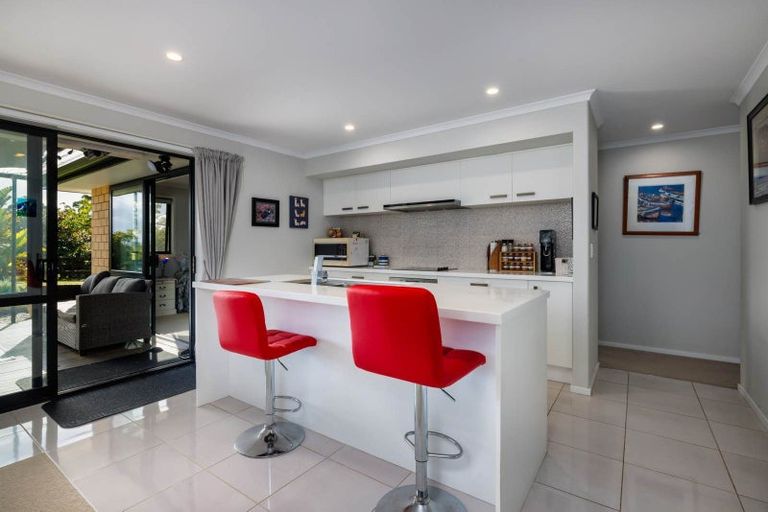 Photo of property in 14 Greenway Drive, Kerikeri, 0230