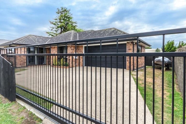 Photo of property in 9b Cosgrave Road, Papakura, 2110