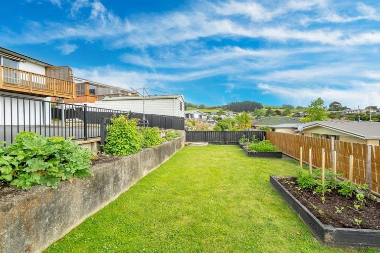 Photo of property in 54 Elwyn Crescent, Green Island, Dunedin, 9018