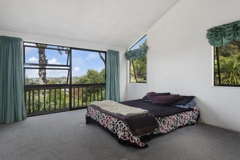 Photo of property in 74 Carlisle Road, Browns Bay, Auckland, 0632