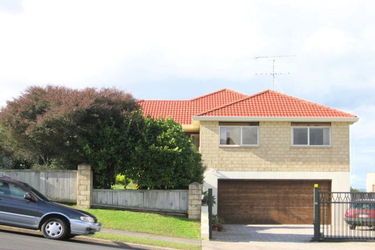 Photo of property in 20 Ascot Way, Orewa, 0931