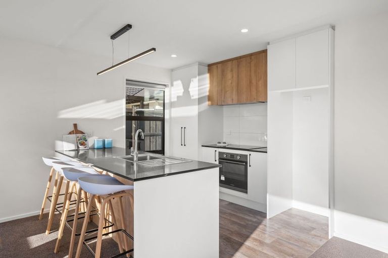 Photo of property in 1 Woodford Avenue, Woodend, 7610