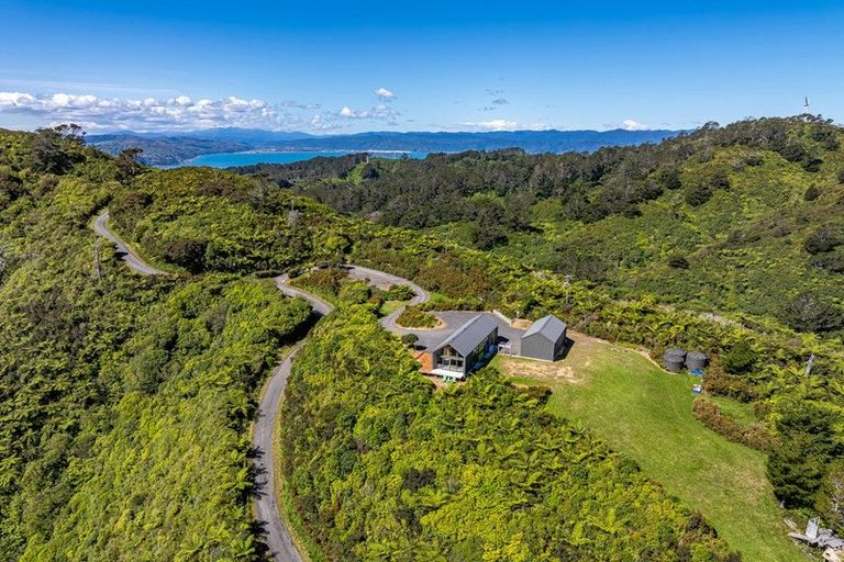 Photo of property in 80 Southernthread Road, Brooklyn, Wellington, 6021