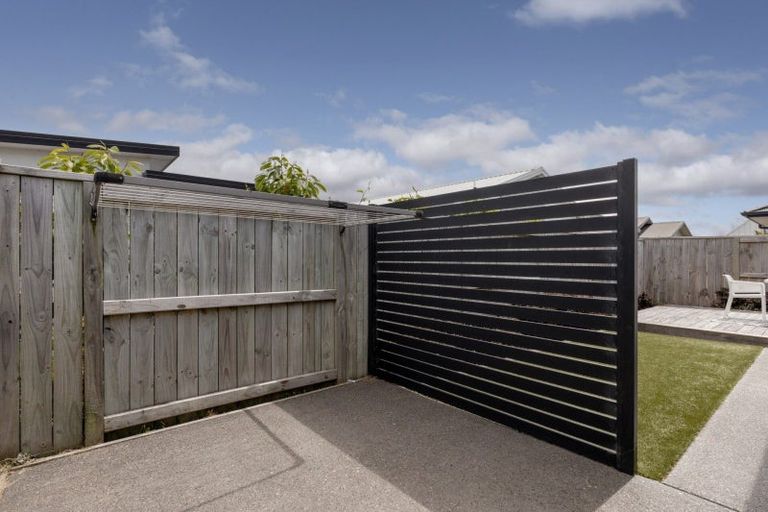Photo of property in 24 Knightia Drive, Papamoa Beach, Papamoa, 3118