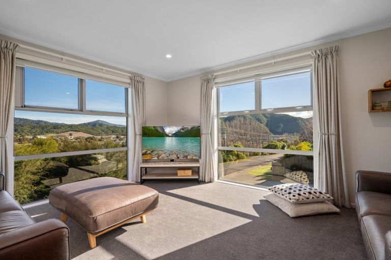 Photo of property in 49 Boons Valley Road, Waikawa, Picton, 7220