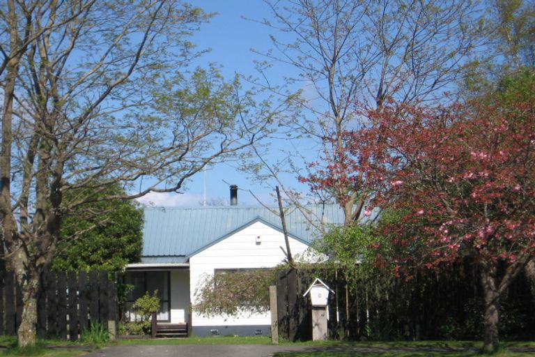 Photo of property in 5 Anna Place, Hilltop, Taupo, 3330