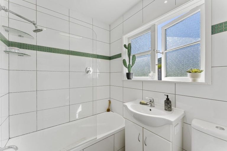 Photo of property in 113 Hine Road, Wainuiomata, Lower Hutt, 5014