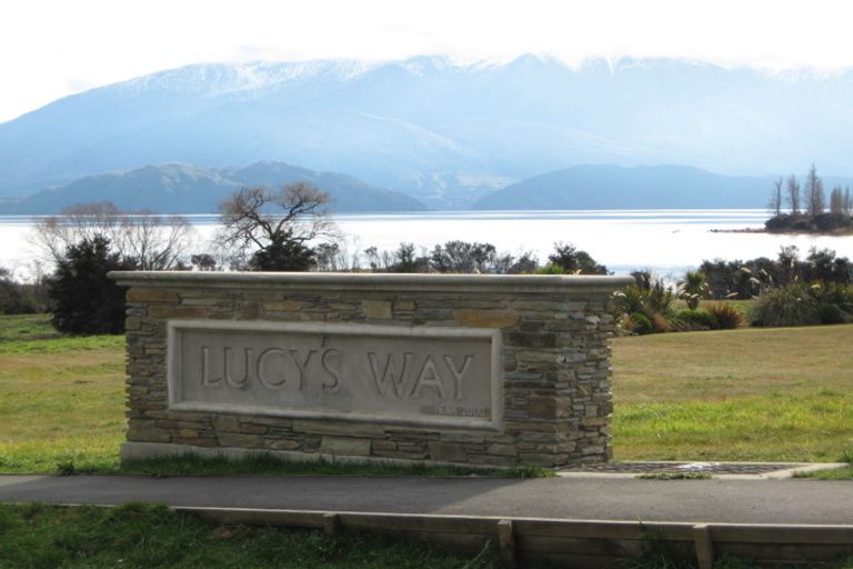Photo of property in 5 Lucys Way, Wanaka, 9305