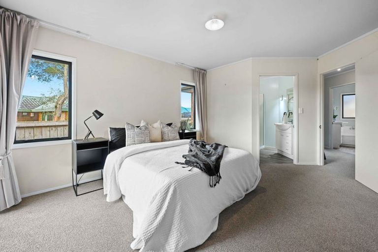 Photo of property in 19 Mickelson Avenue, Rototuna, Hamilton, 3210