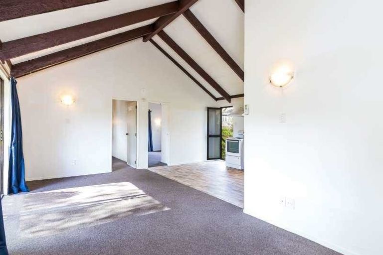 Photo of property in 15b Te Hatepe Avenue, Taupo, 3330