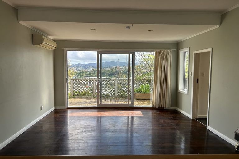 Photo of property in 107 Nevay Road, Miramar, Wellington, 6022