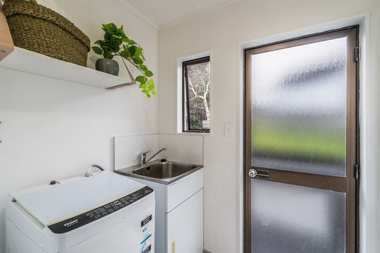 Photo of property in 2/7 Matipo Road, Te Atatu Peninsula, Auckland, 0610