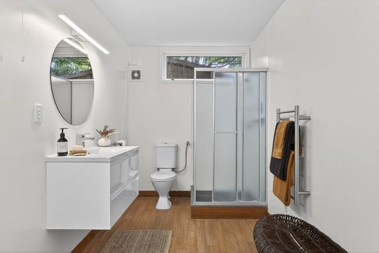 Photo of property in 1 Dyers Pass Road, Cashmere, Christchurch, 8022