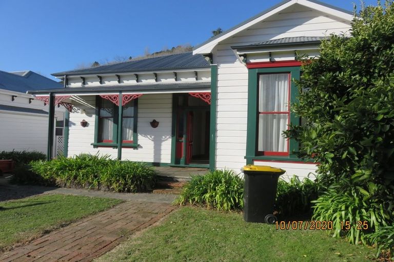 Photo of property in 27 Brook Street, The Brook, Nelson, 7010