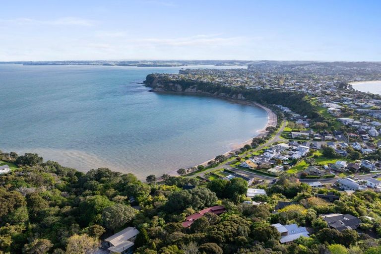 Photo of property in 68-70 Matakatia Parade, Matakatia, Whangaparaoa, 0930